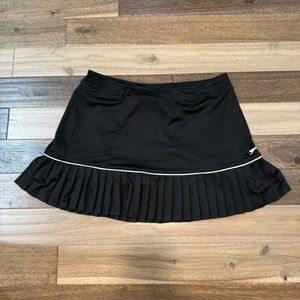 Women’s golf skirt
